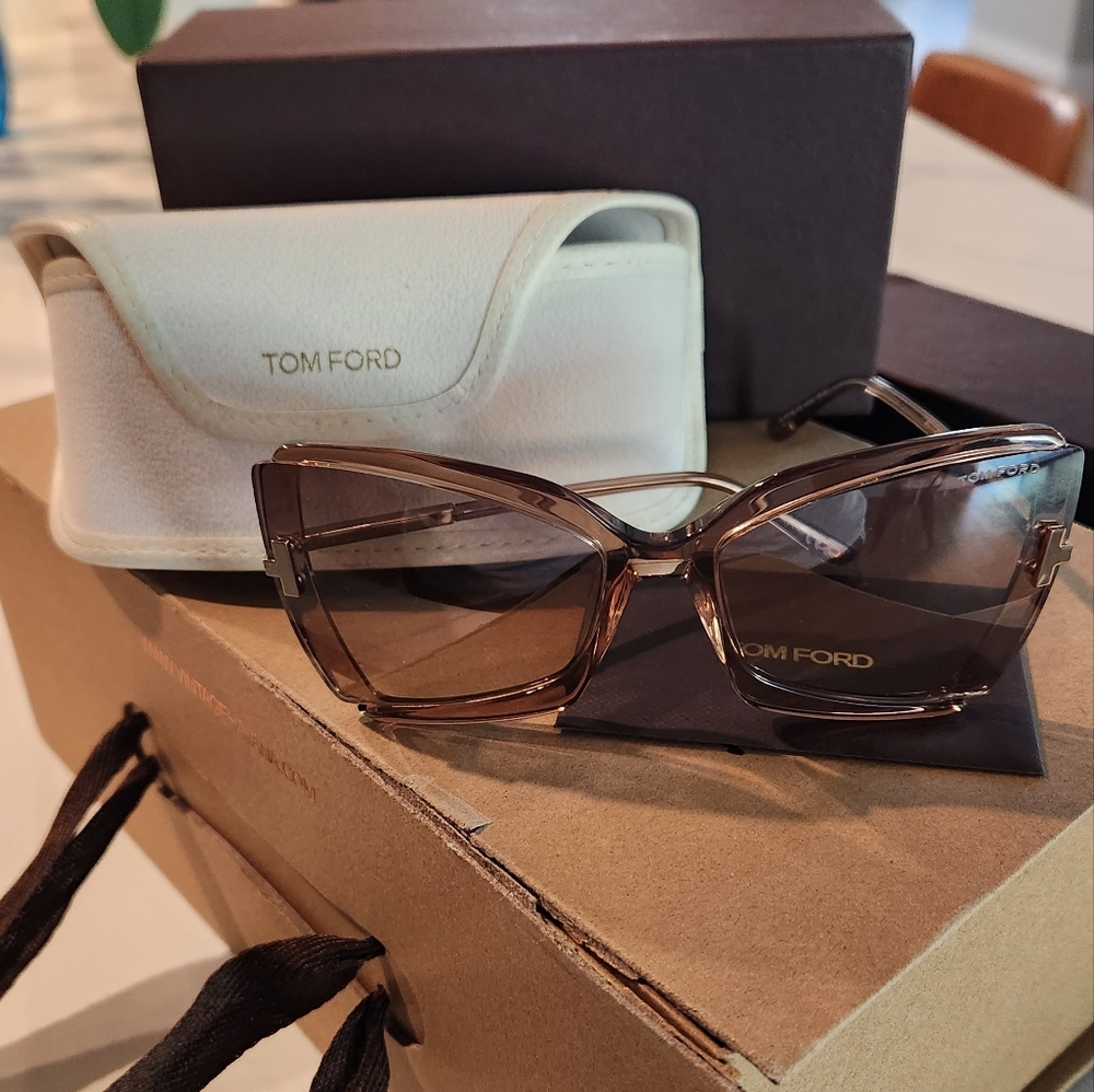 Tom Ford - Gia Semi Rimless Butterfly Sunglasses - Shiny Beige 57G - FT0… - Picture 11 of 12